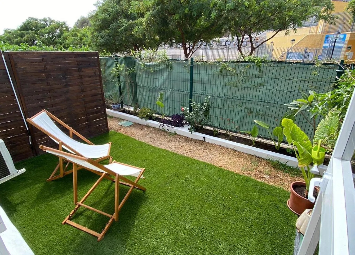 Precioso Apartamento Con Jardin Fuengirola Spain